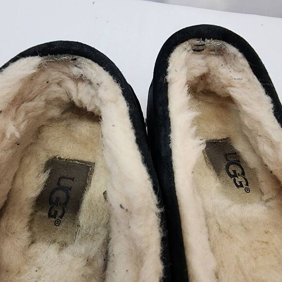 UGG Size 8 Florencia Black Mocassin Suede Slippers Fur Lining Comfort - Picture 7 of 10